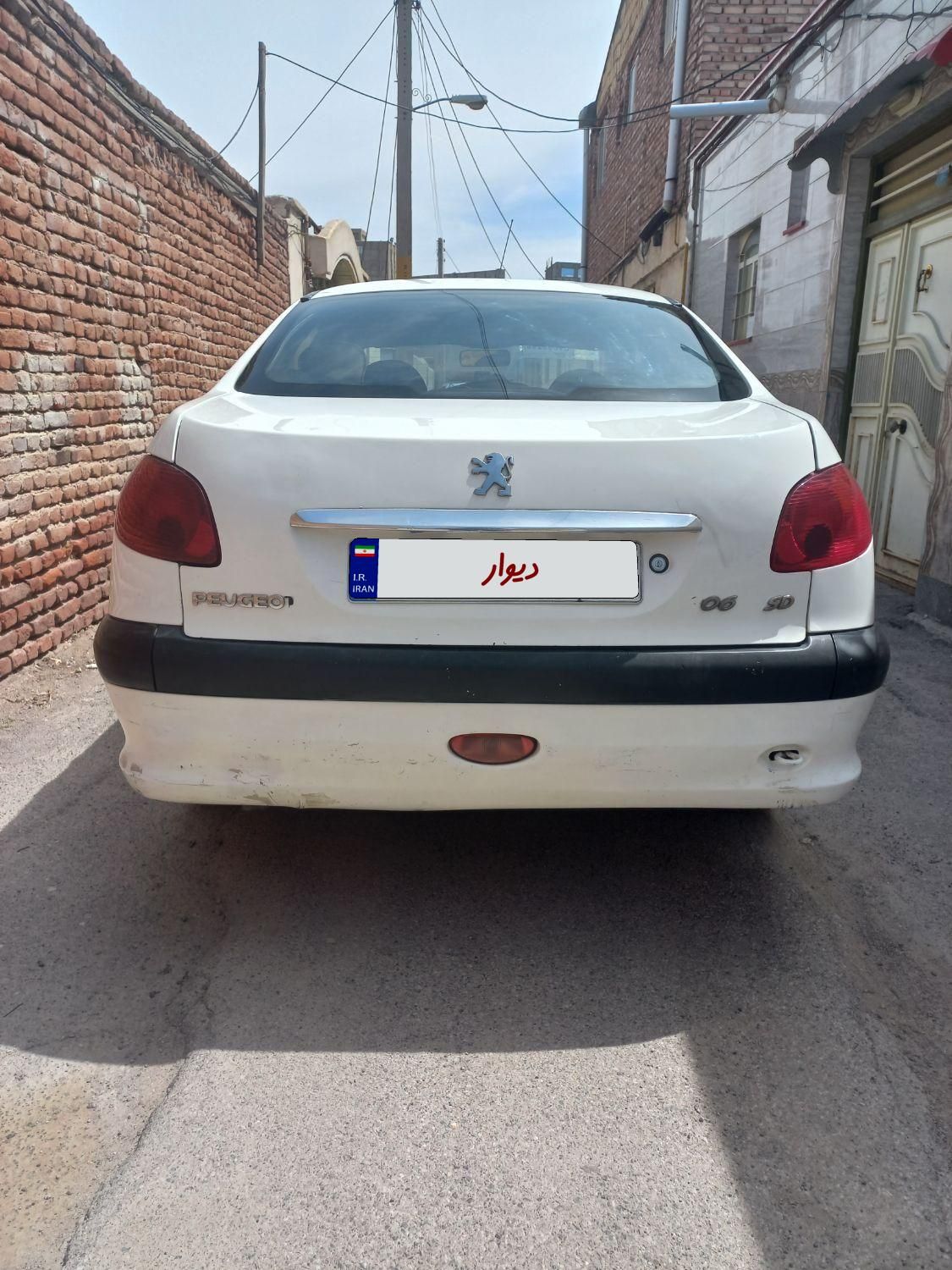 پژو ۲۰۶ صندوق دار v1 - 1389