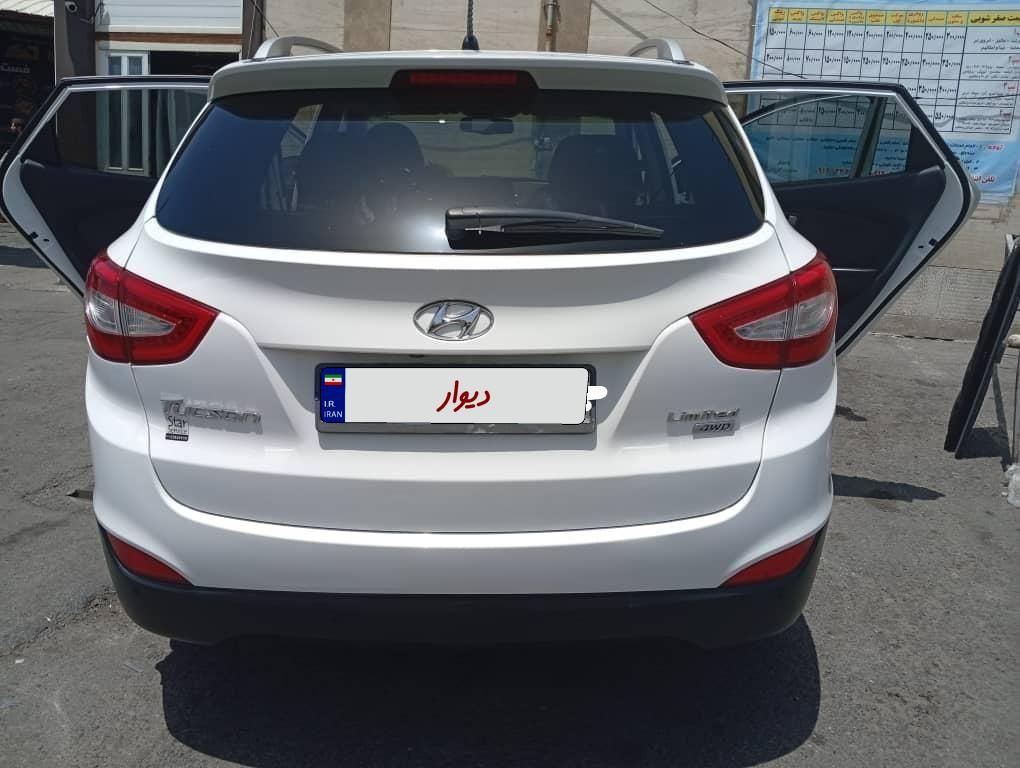 هیوندای توسان 2.4 لیتر - 2015
