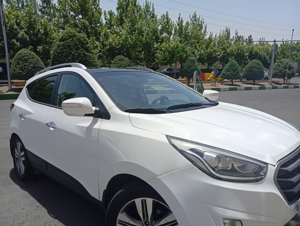 هیوندای توسان 2.4 لیتر - 2015
