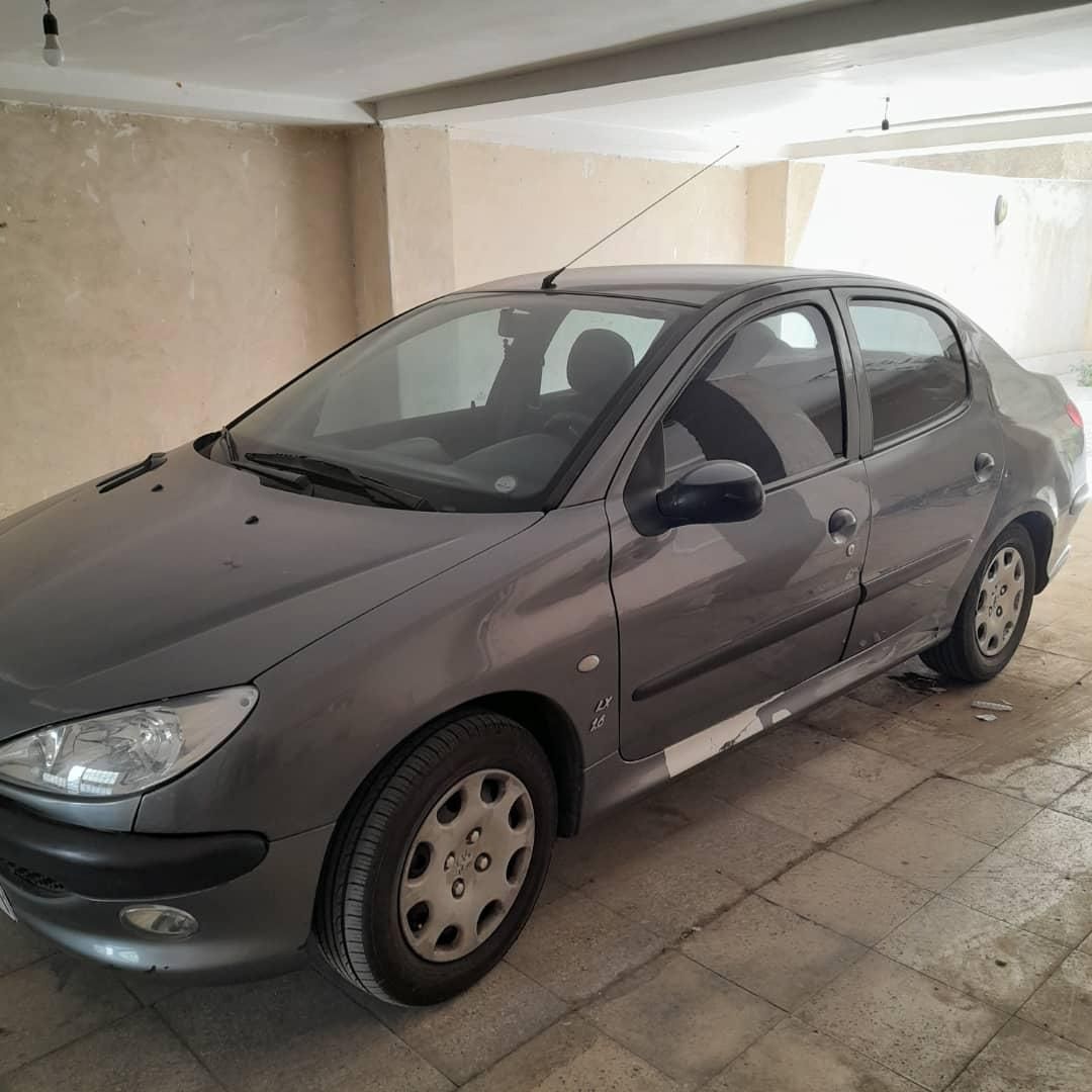 پژو ۲۰۶ صندوق دار v8 - 1396