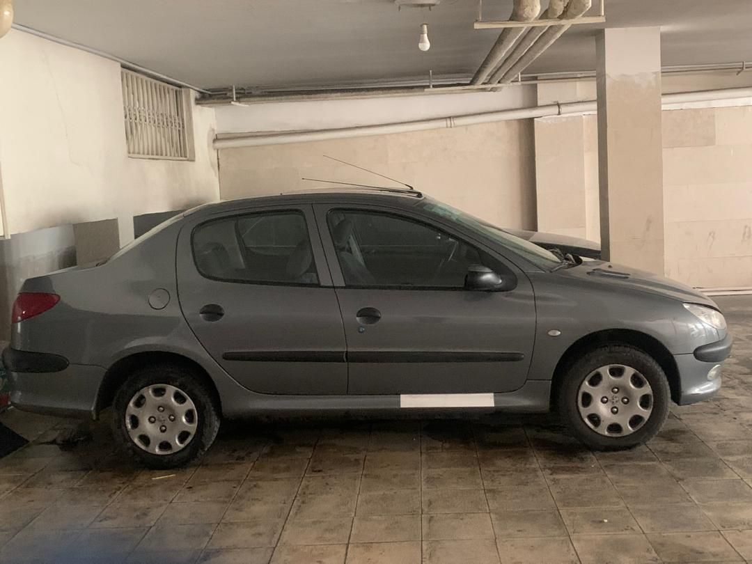 پژو ۲۰۶ صندوق دار v8 - 1399