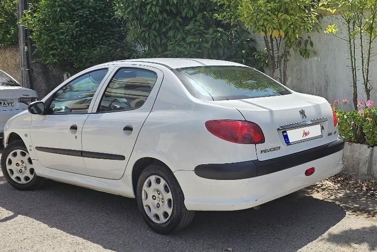پژو ۲۰۶ صندوق دار v8 - 1399