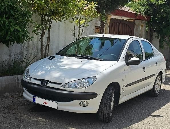 پژو ۲۰۶ صندوق دار v8 - 1399