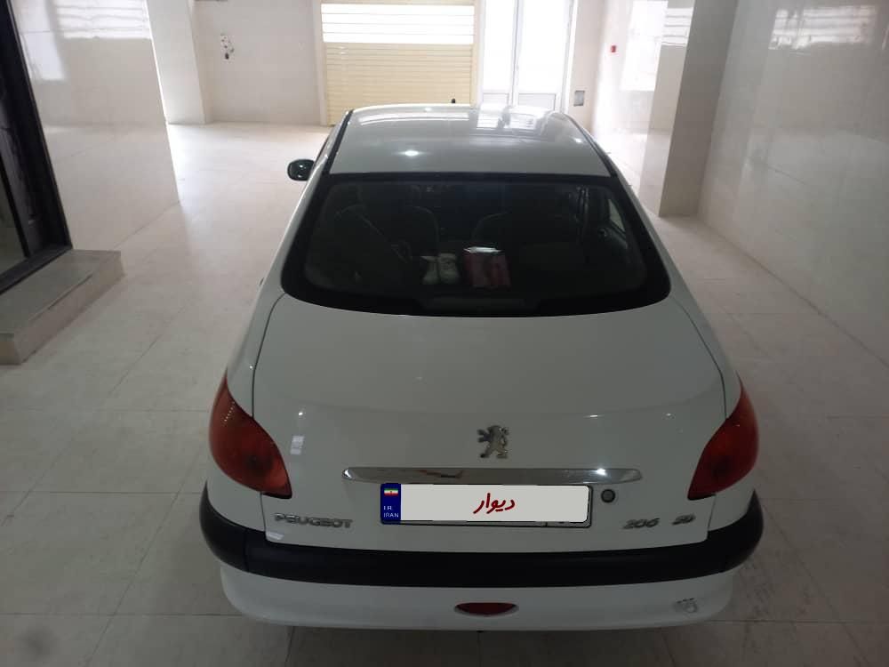 پژو ۲۰۶ صندوق دار v8 - 1395