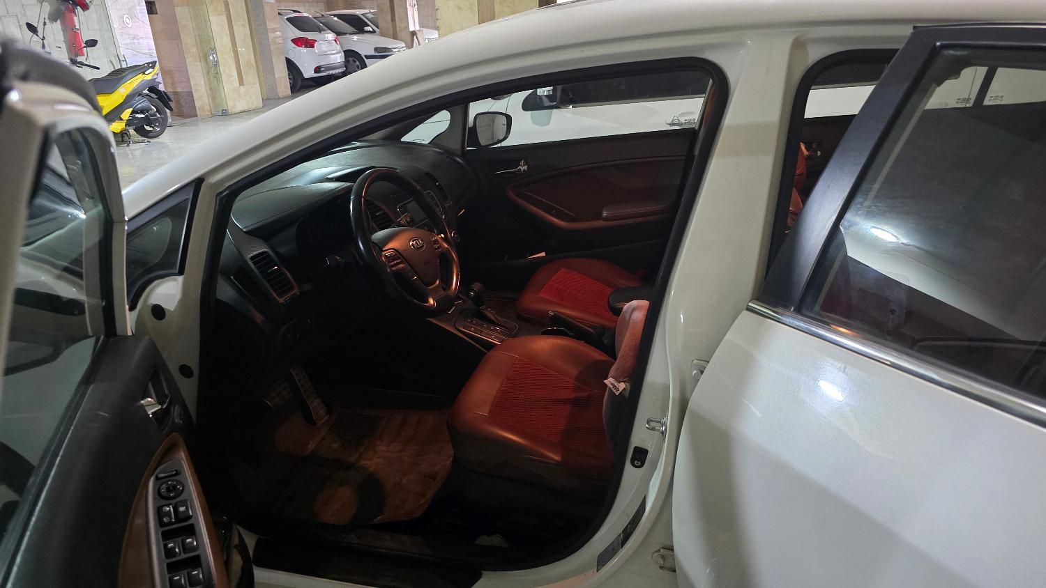 کیا سراتو 2.0 لیتر اتوماتیک GT لاین - 2015