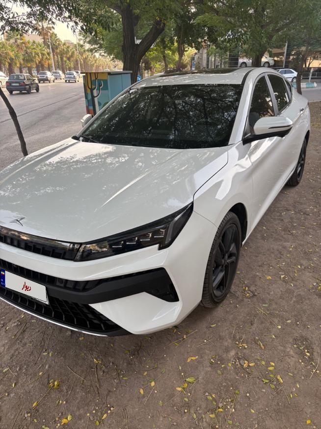 خودرو کی ام سی، J7 آگهی ann_18438404