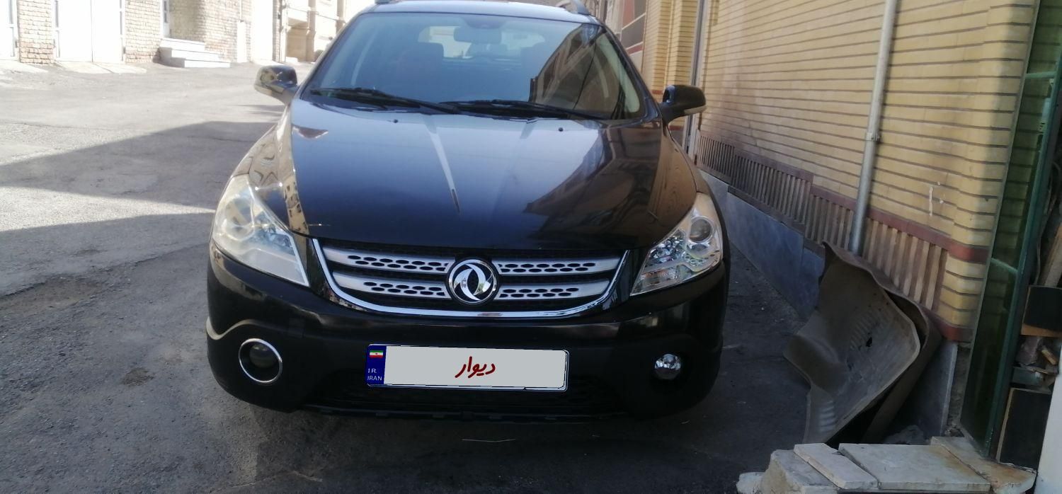 خودرو دانگ فنگ، H30 کراس آگهی ann_18439147