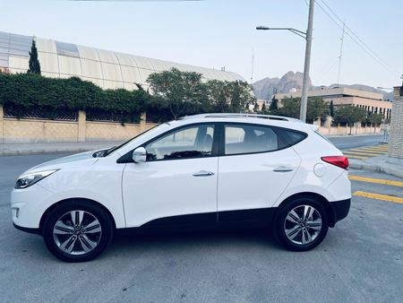 هیوندای توسان 2.4 لیتر - 2014