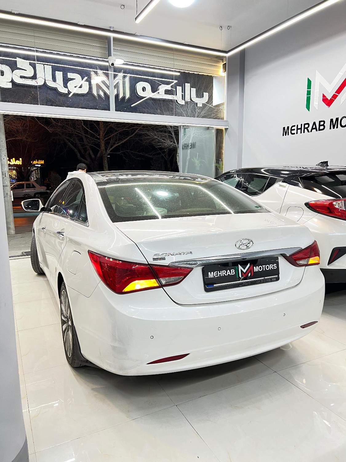 هیوندای سوناتا فول YF - 2014