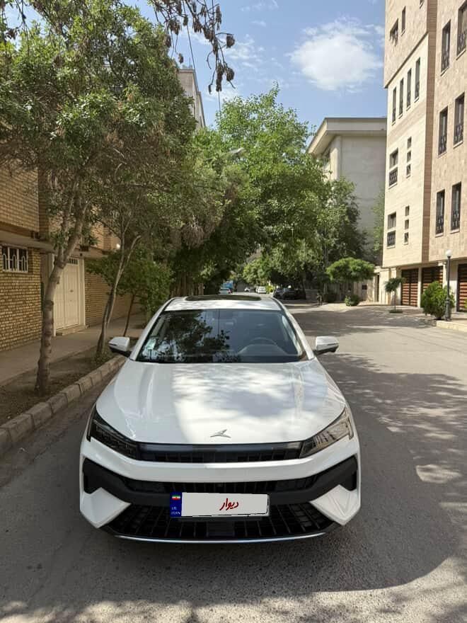 خودرو کی ام سی، J7 آگهی ann_18440116