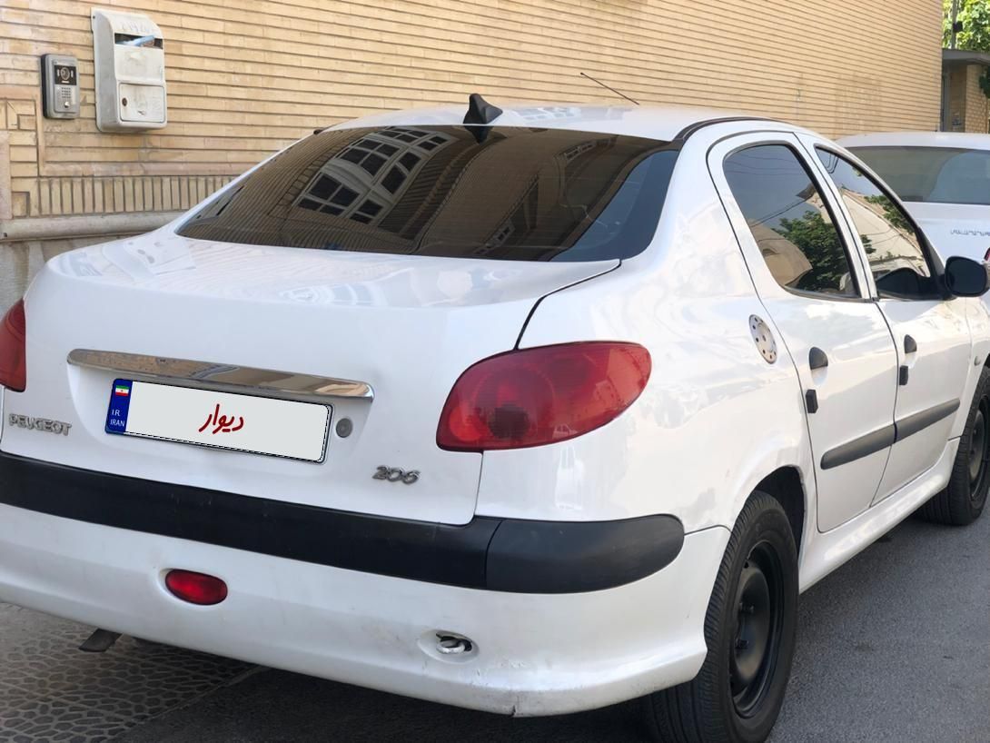 پژو ۲۰۶ صندوق دار v1 - 1388
