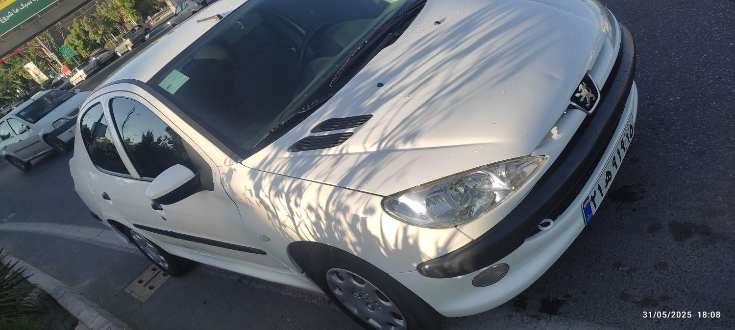 پژو ۲۰۶ صندوق دار v8 - 1396