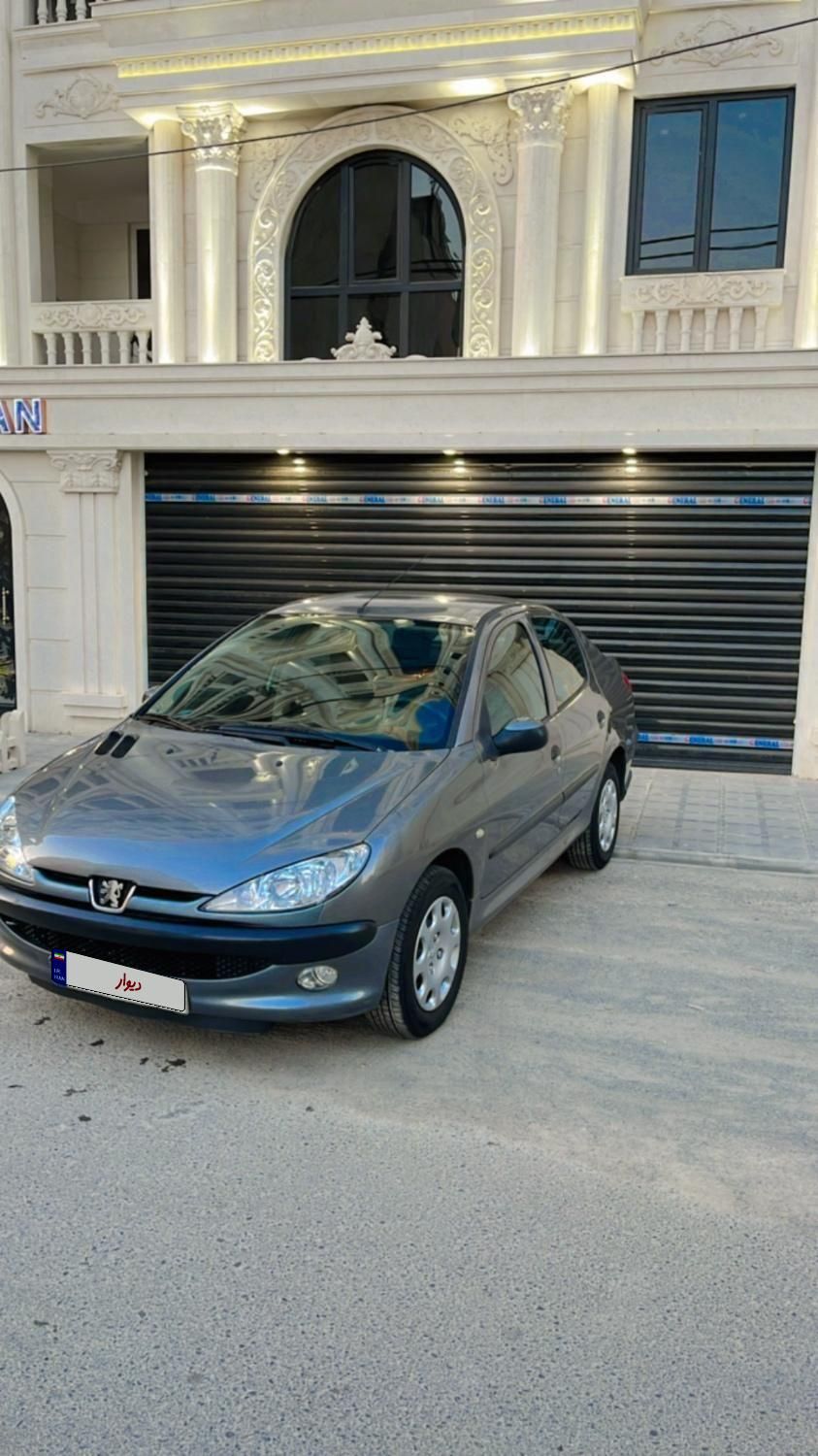 پژو ۲۰۶ صندوق دار v8 - 1394