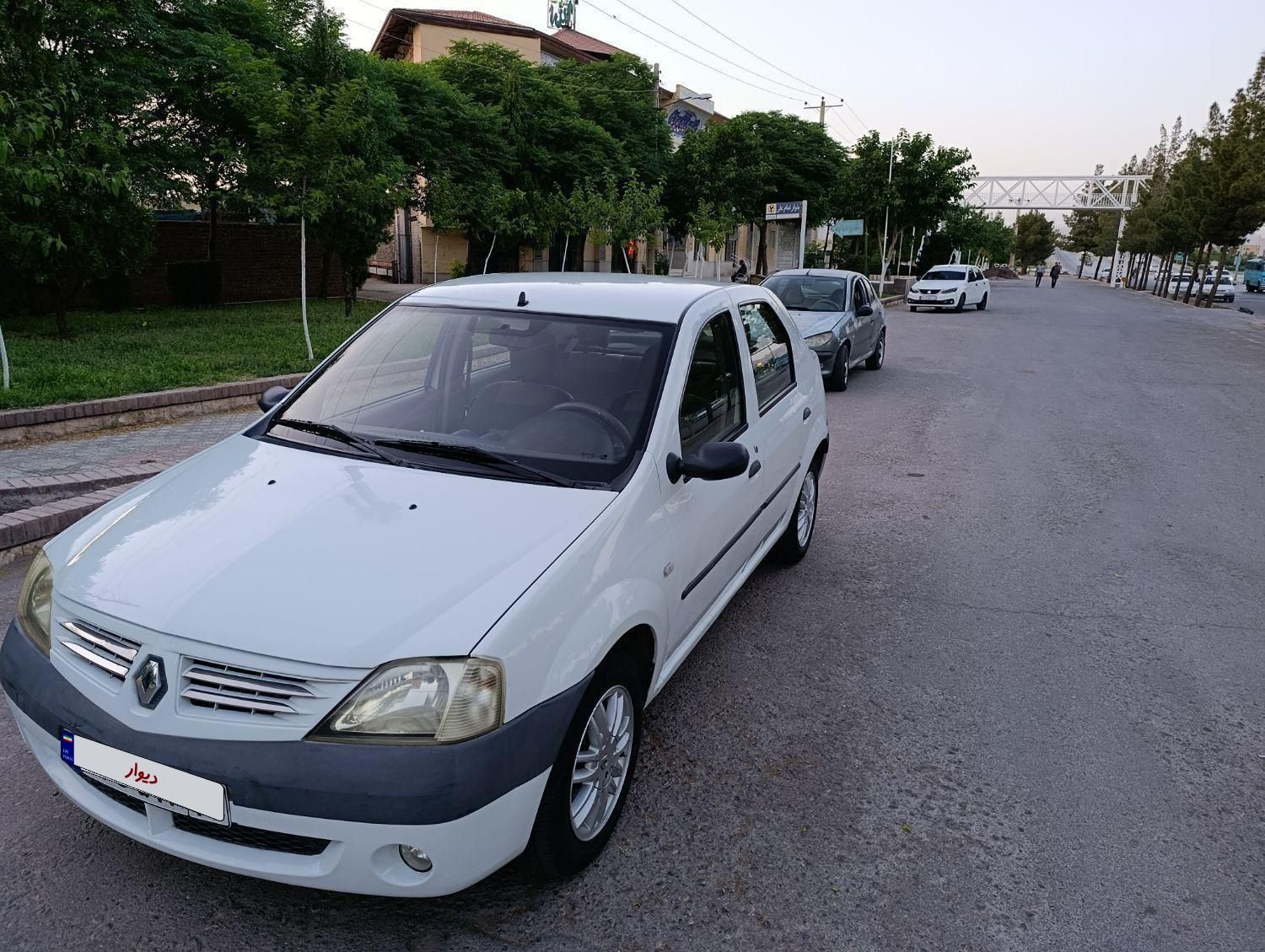 رنو تندر 90 E2 - 1393