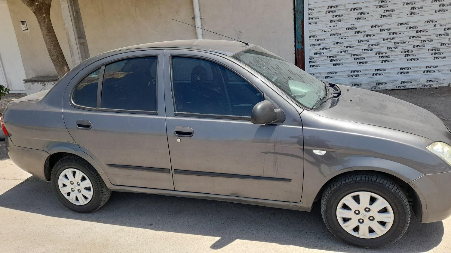 تیبا صندوق دار SX - 1398