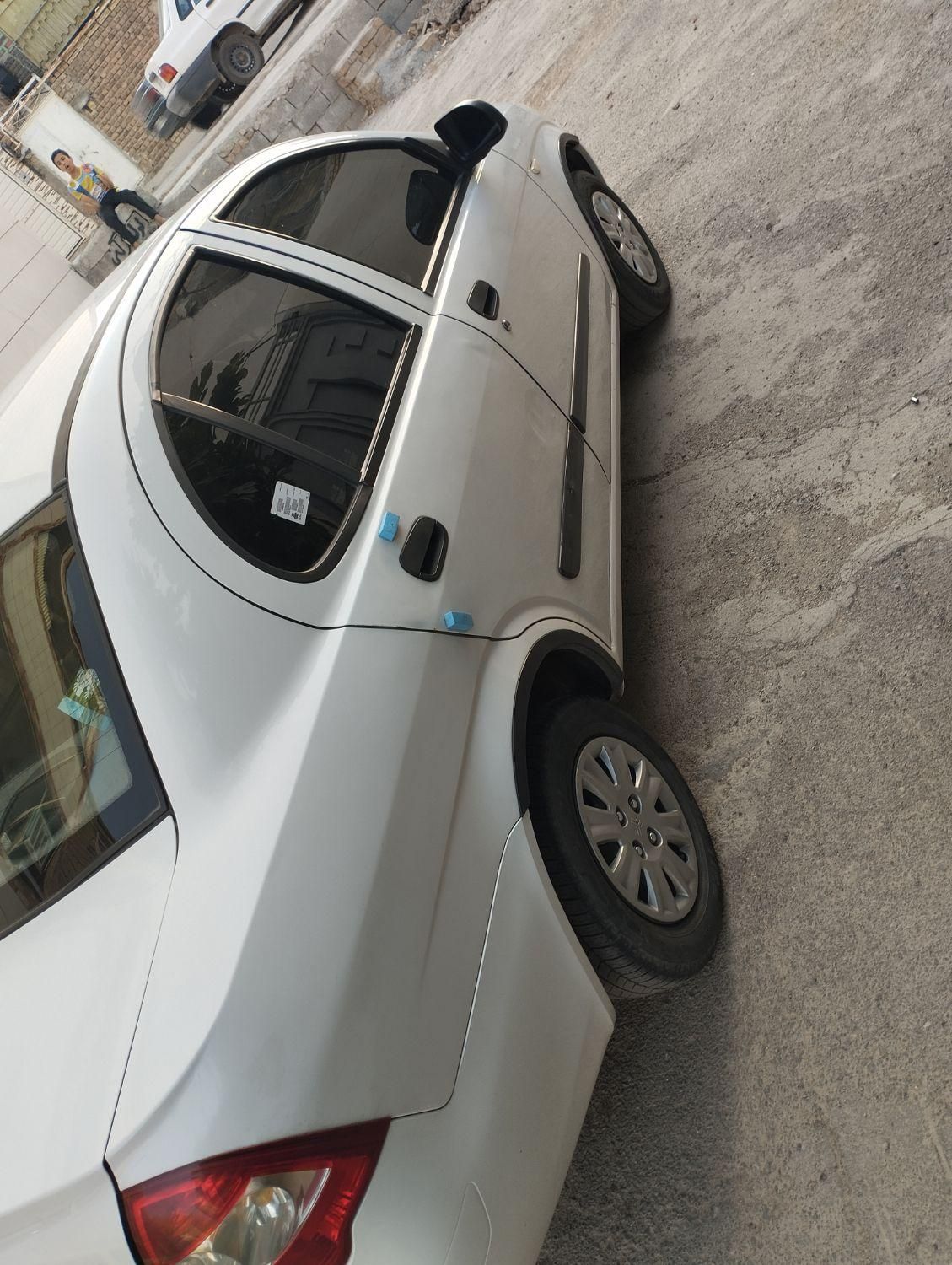 تیبا صندوق دار SX - 1390