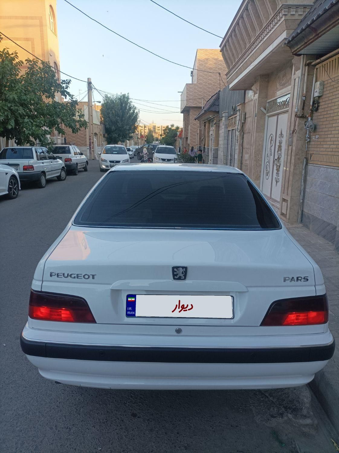 پژو پارس XU7P - 1402