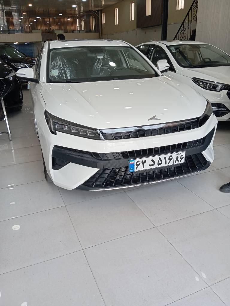 کی ام سی J7 اتوماتیک - 2025