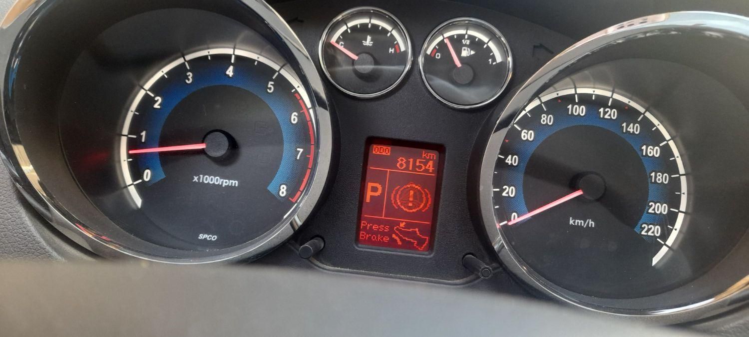 دنا پلاس توربو 6 دنده - 1402