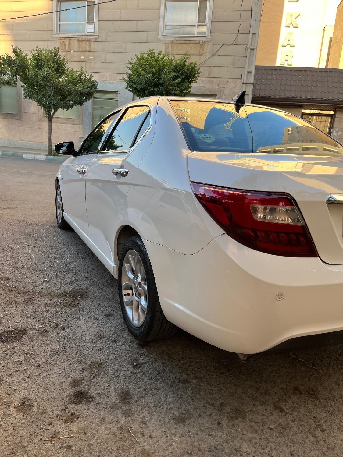 دنا پلاس توربو اتوماتیک - 1400