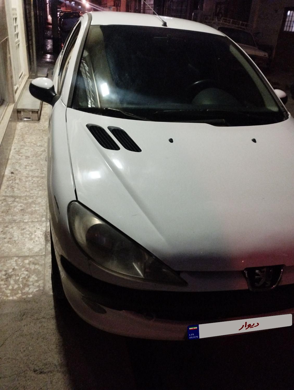 پژو ۲۰۶ صندوق دار v8 - 1395