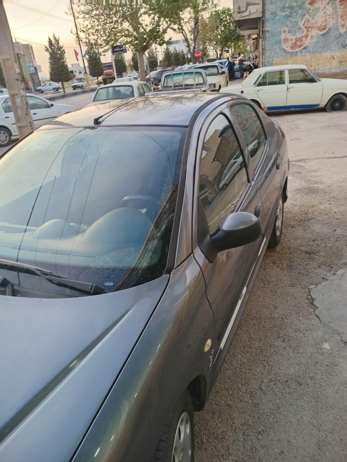 پژو ۲۰۶ صندوق دار v6 - 1394
