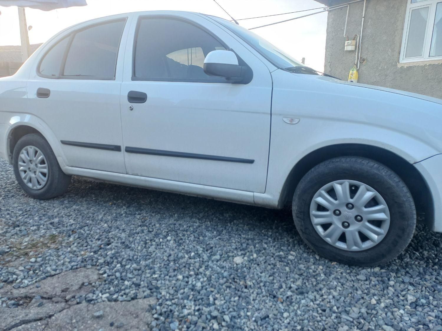 تیبا صندوق دار SX - 1398