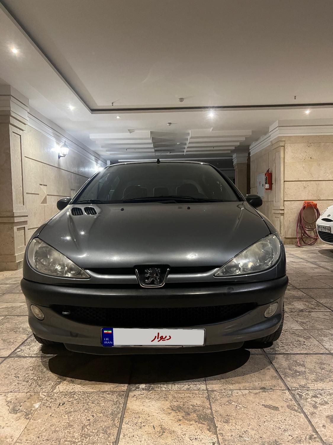 پژو ۲۰۶ صندوق دار v8 - 1399