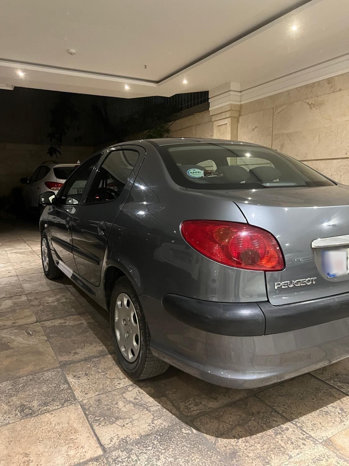 پژو ۲۰۶ صندوق دار v8 - 1399