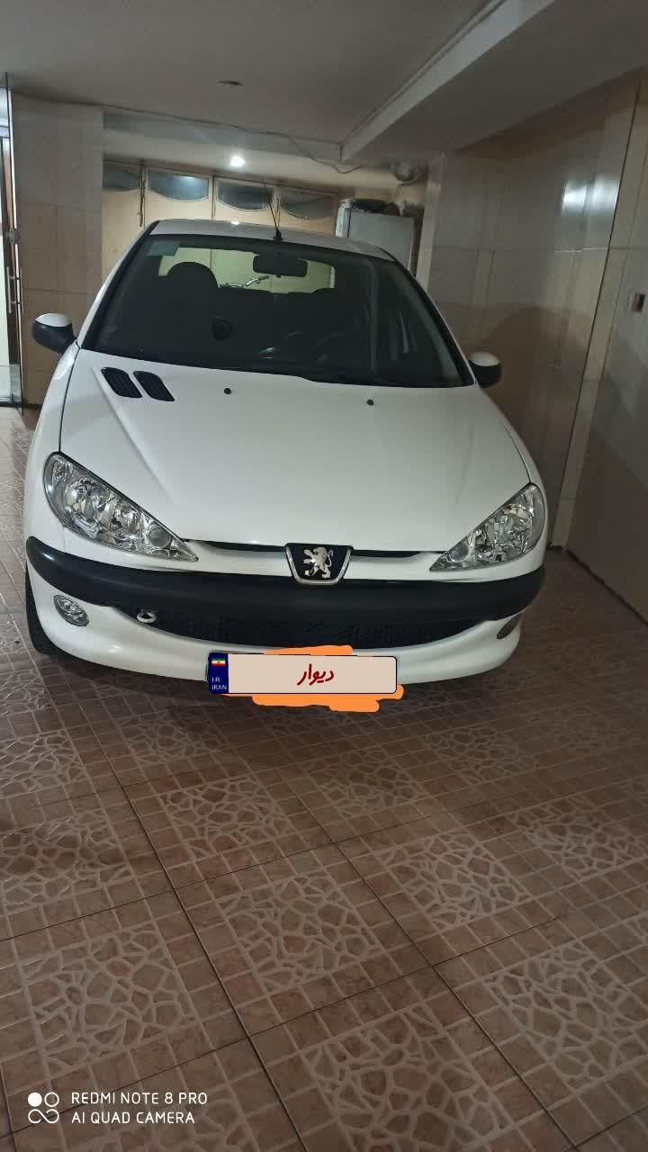 پژو ۲۰۶ صندوق دار v8 - 1395