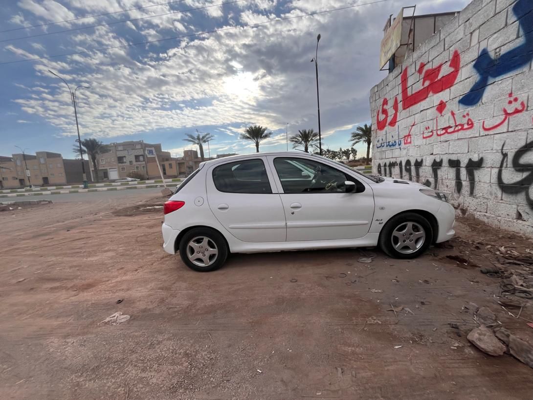 پژو 207 اتوماتیک - 1390