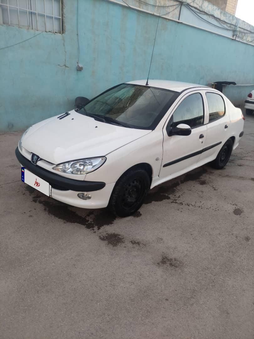 پژو ۲۰۶ صندوق دار v8 - 1392