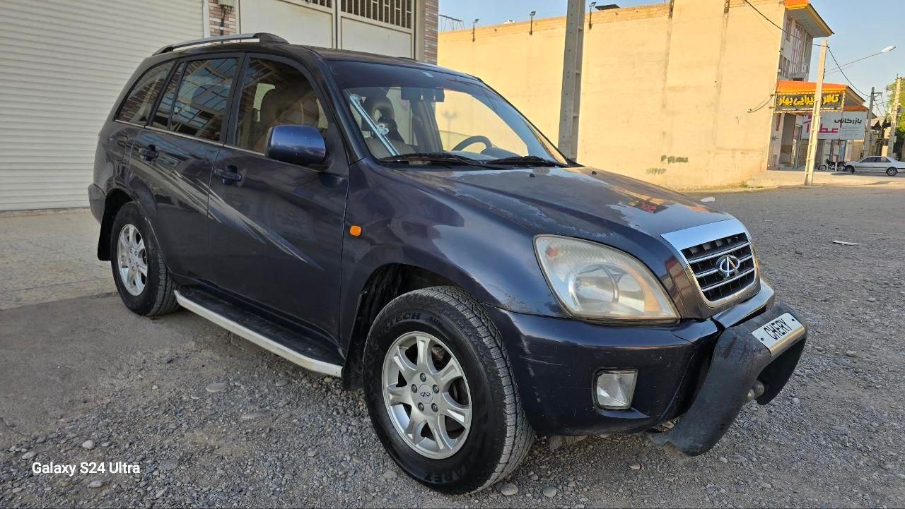 ام وی ام X33 دنده‌ای ساده - 2012