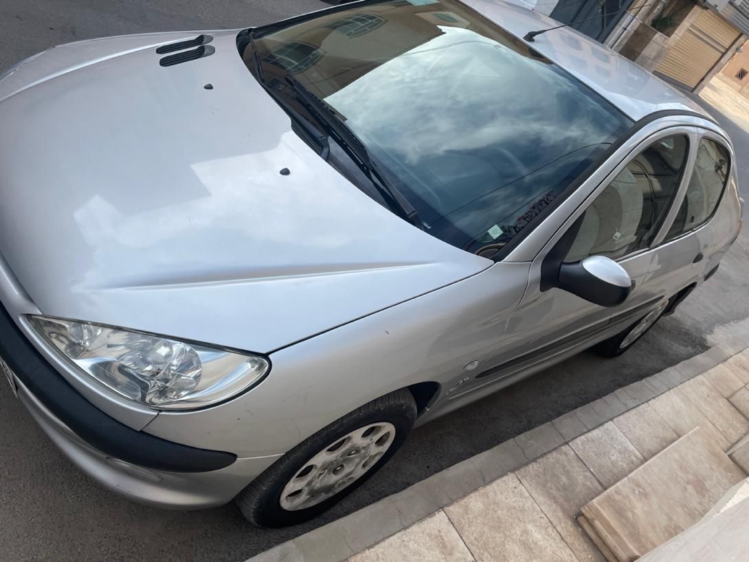 پژو ۲۰۶ صندوق دار v8 - 1392