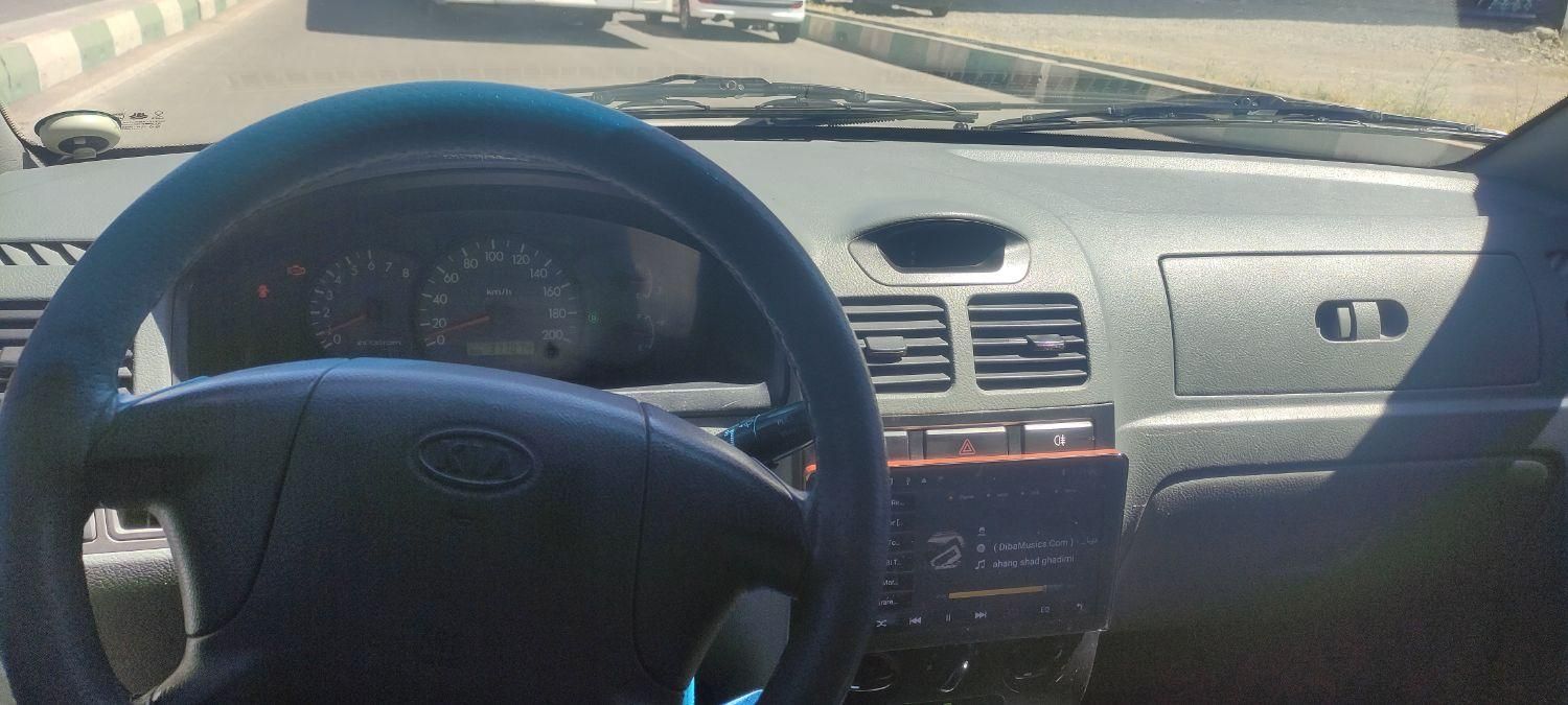 کیا ریو صندوقدار نیمه فول UB - 2009