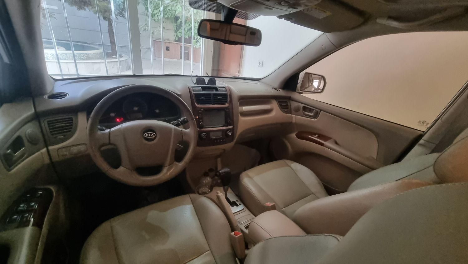 کیا اسپورتیج 6 سیلندر 2700cc - 2010