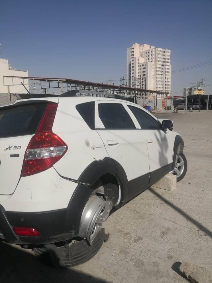 دانگ فنگ H30 کراس اتوماتیک - 1397
