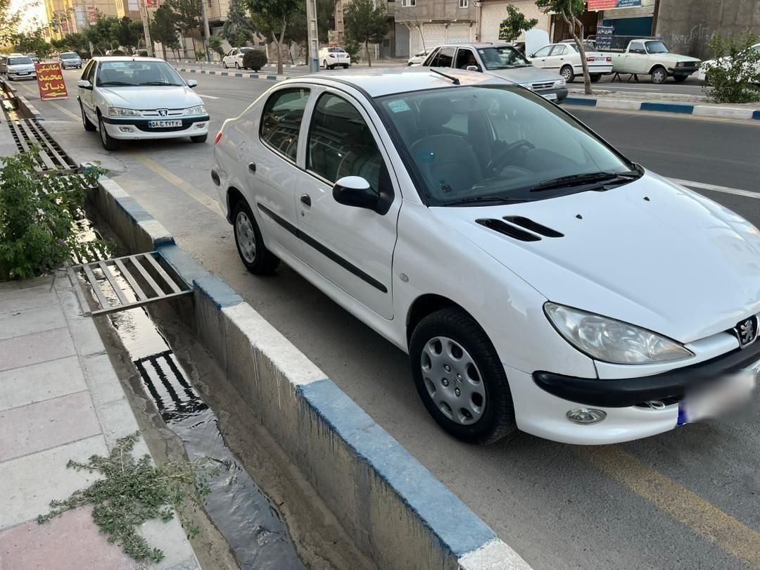 پژو ۲۰۶ صندوق دار v1 - 1386