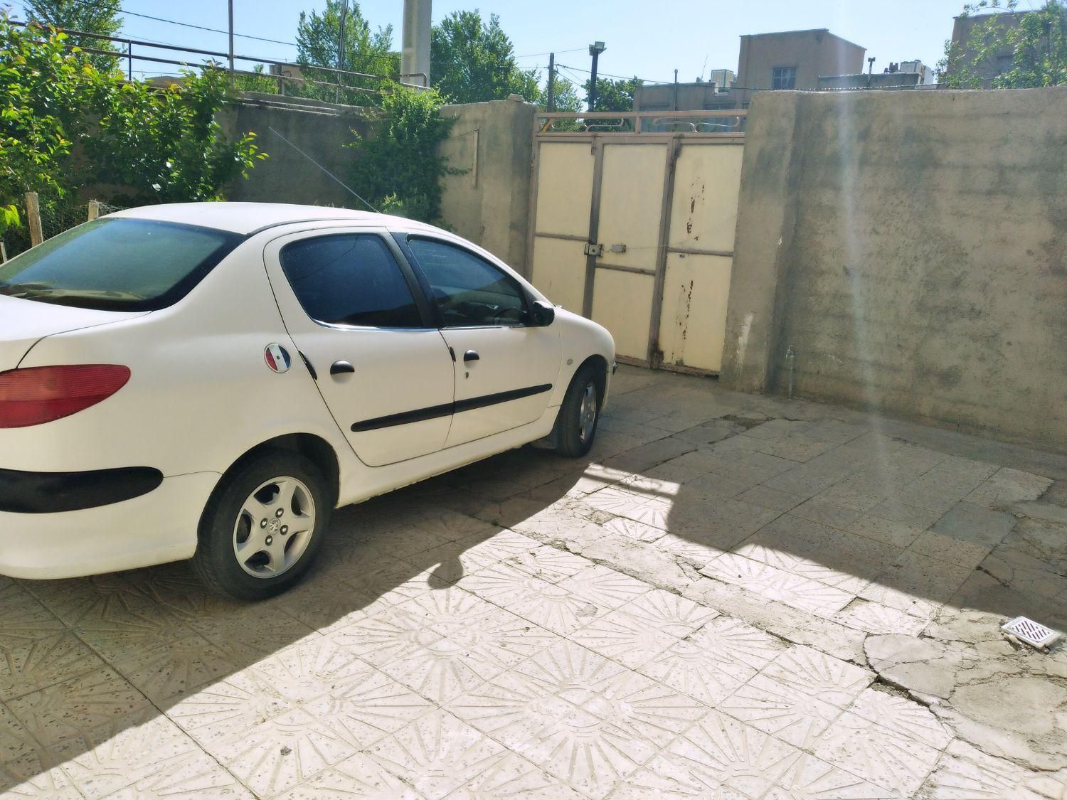 پژو ۲۰۶ صندوق دار v8 - 1388