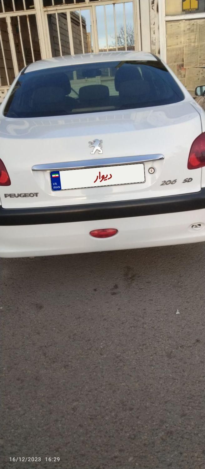 خودرو پژو، ۲۰۶ صندوق دار آگهی ann_18445467