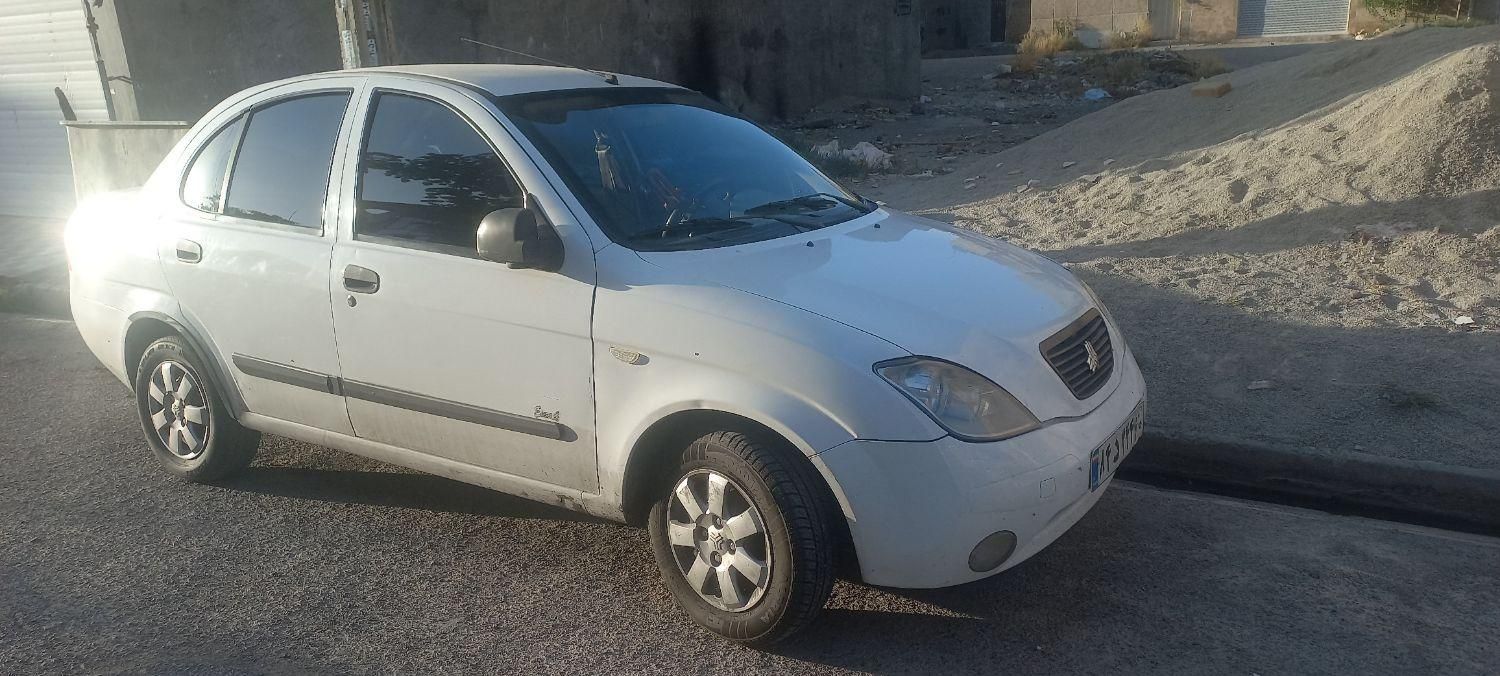 تیبا صندوق دار EX - 1393