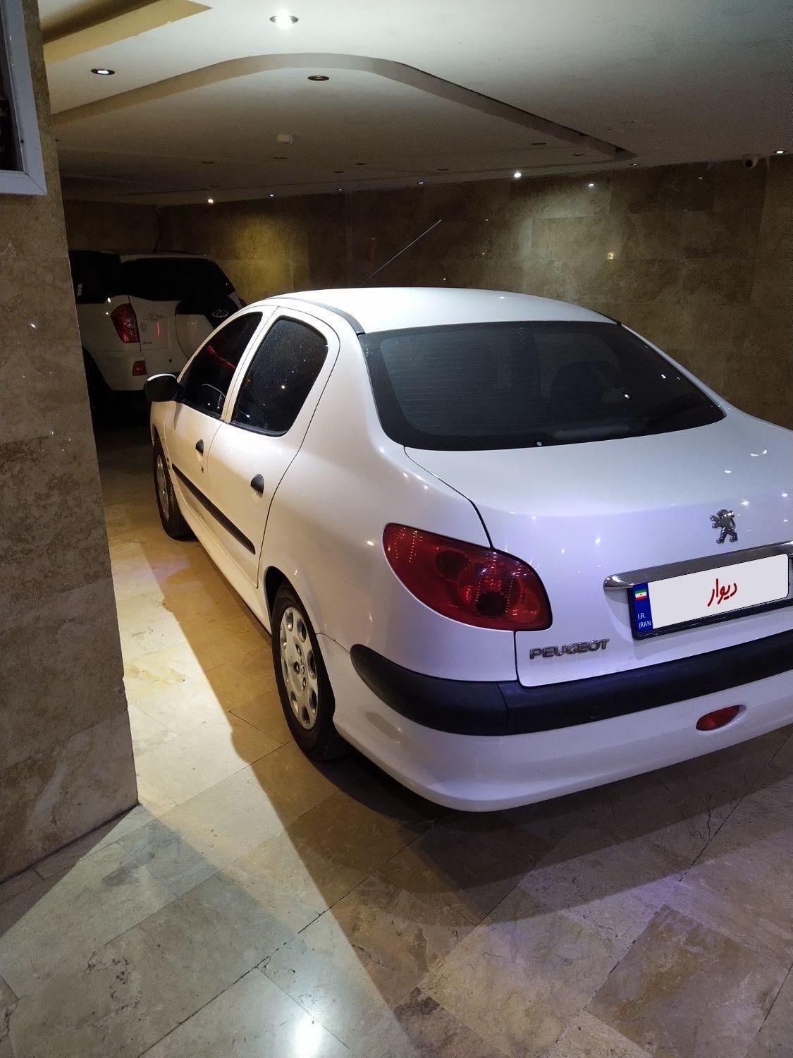پژو ۲۰۶ صندوق دار v8 - 1394
