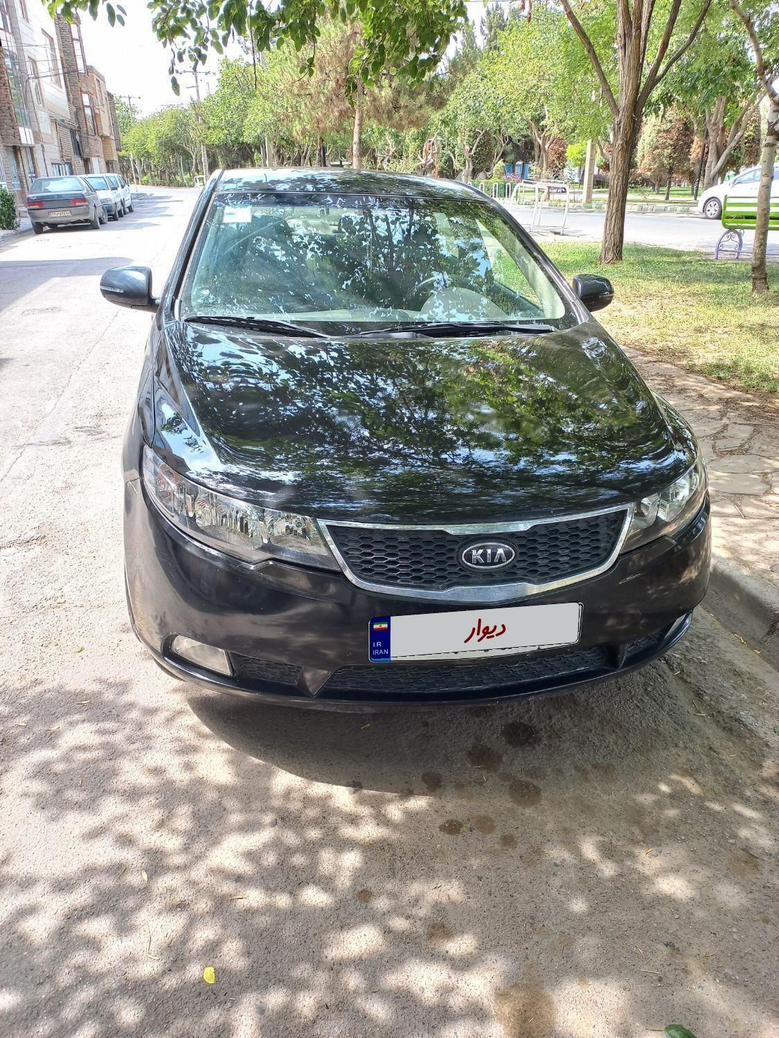 خودرو کیا، سراتو مونتاژ آگهی ann_18446197