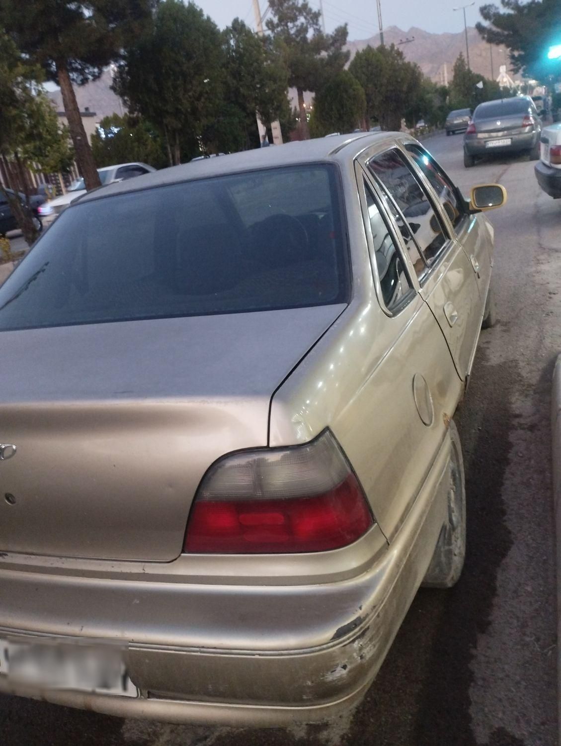 دوو سیلو سدان - 2001