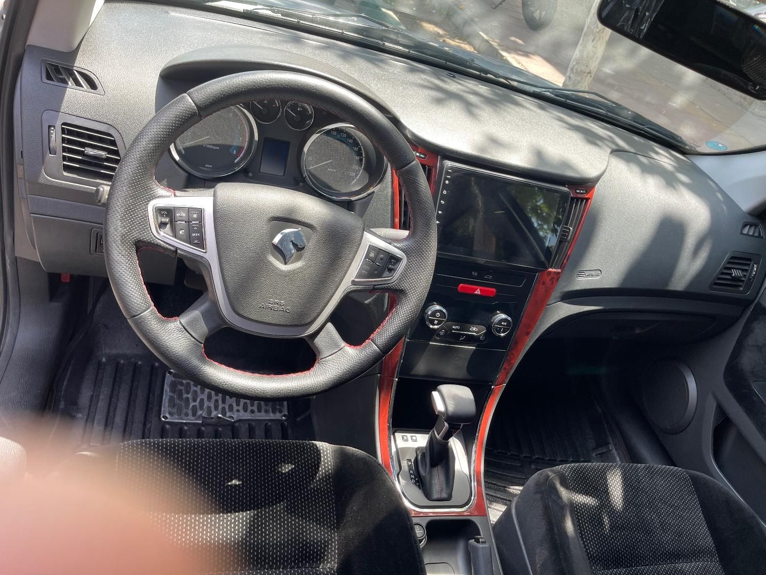 دنا پلاس توربو 6 دنده - 1401