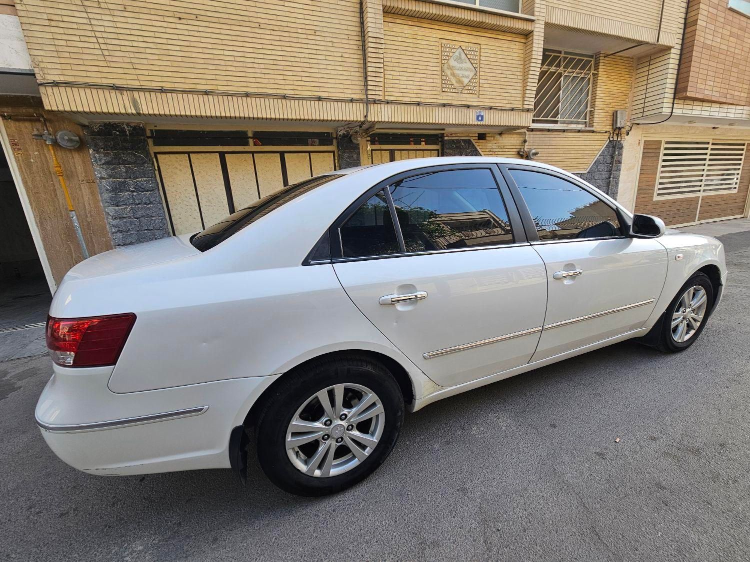 هیوندای سوناتا اتوماتیک NF 2400 - 2009