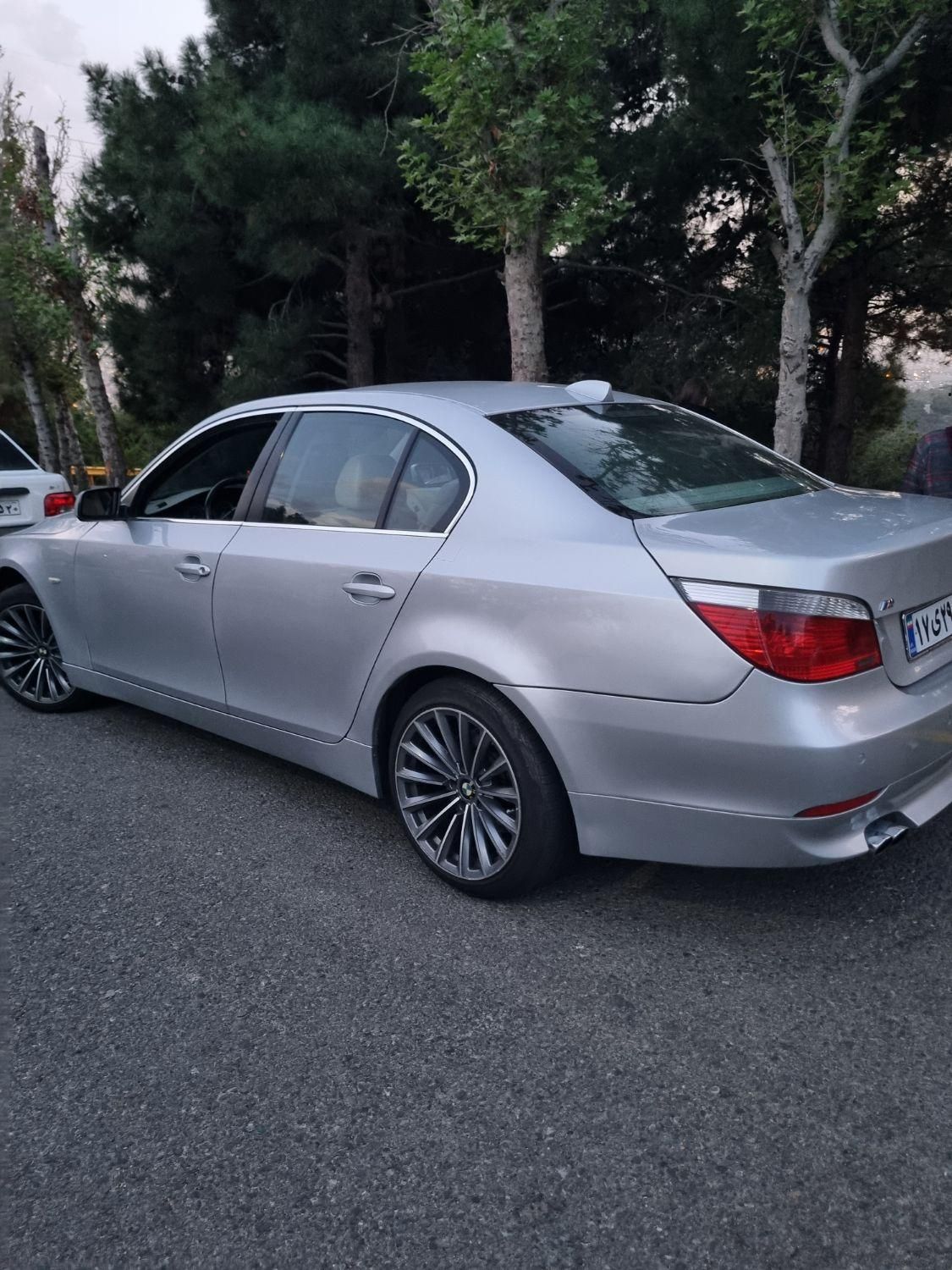 ب ام و سری 5 520i - 2005