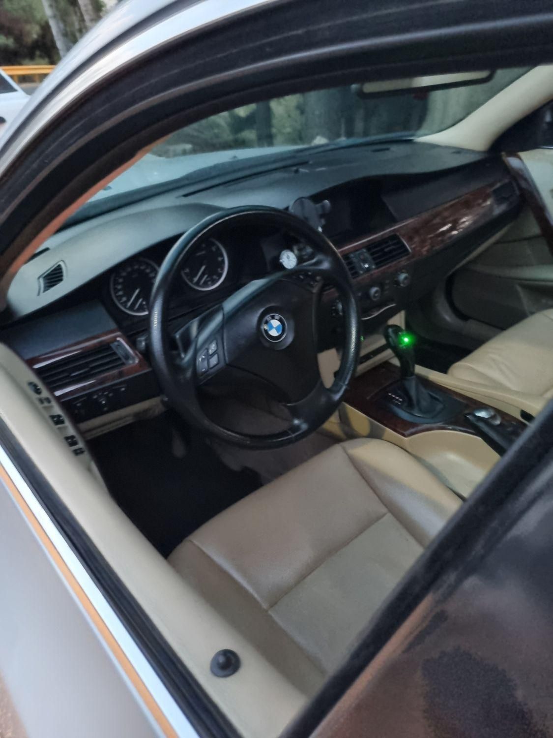 ب ام و سری 5 520i - 2005