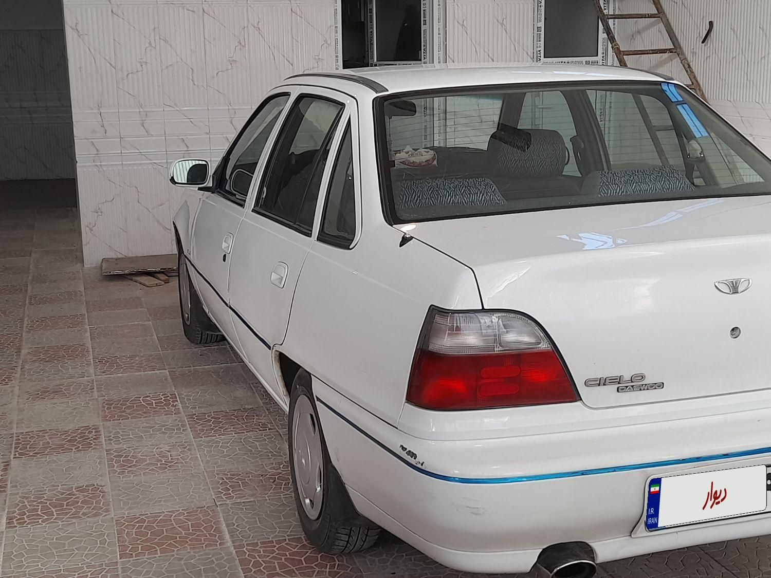 دوو سیلو سدان - 2002