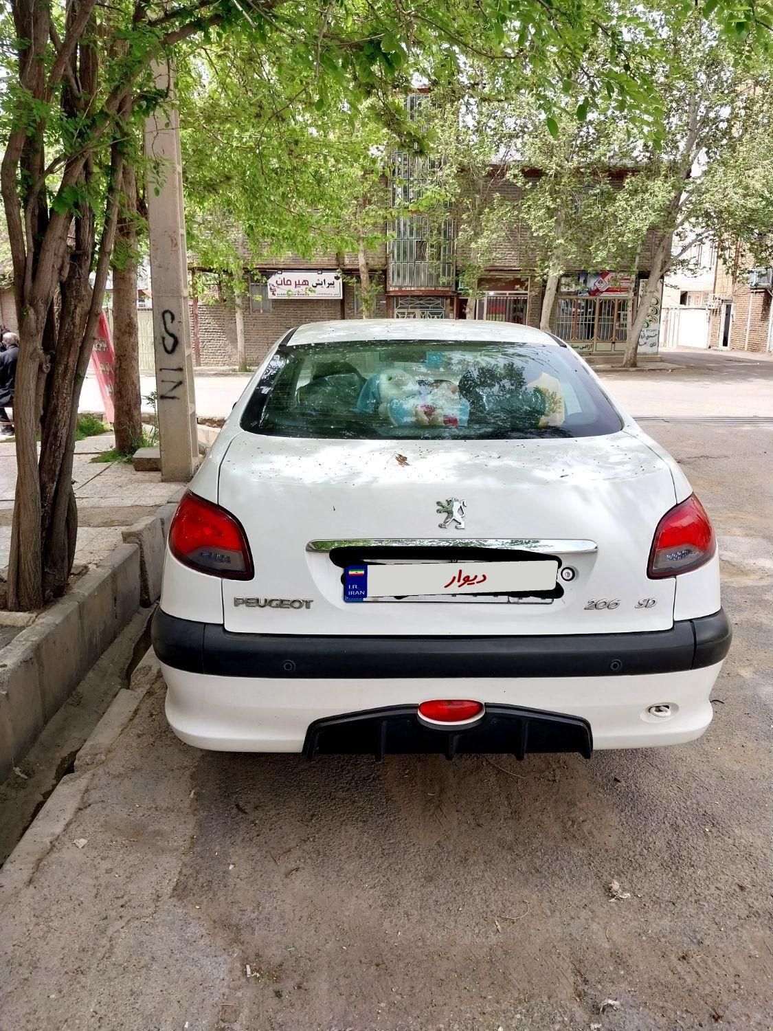 خودرو پژو، ۲۰۶ صندوق دار آگهی ann_18448385
